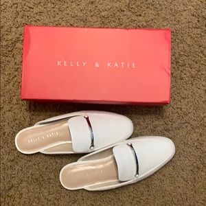 White Kelly & Katie Mules